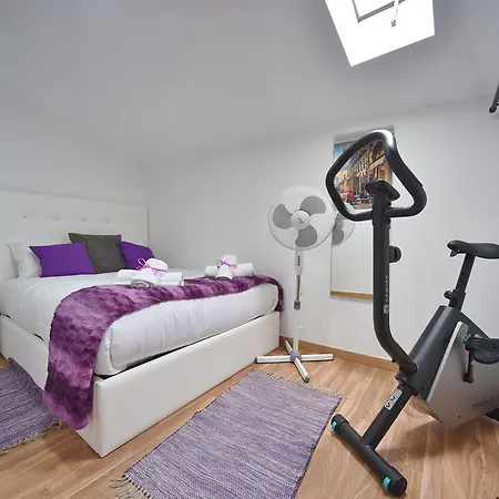 Simplicity Rooms & Suites Hostal