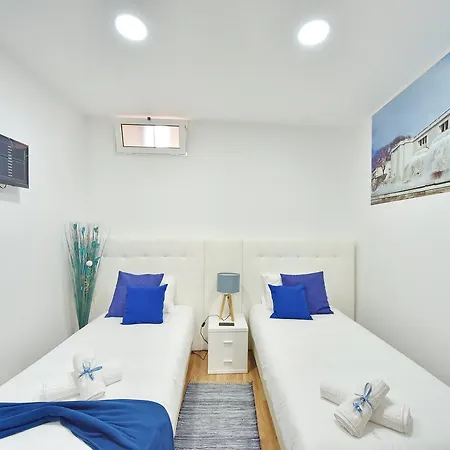 Хостел Simplicity Rooms & Suites Лиссабон